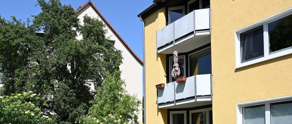 Balkon in Westausrichtung - Modernisierte Eigentumswohnung mit Stellplatz im Westlichen Ringgebiet
