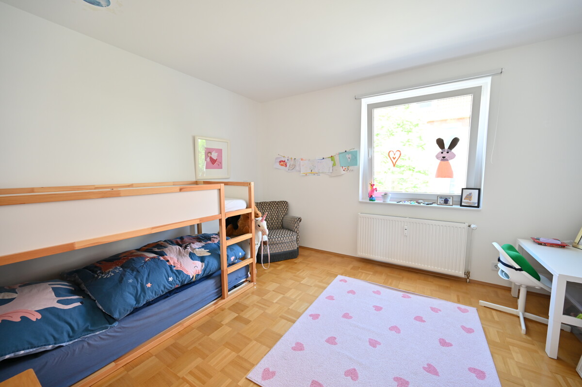 Schlafzimmer - Modernisierte Eigentumswohnung mit Stellplatz im Westlichen Ringgebiet