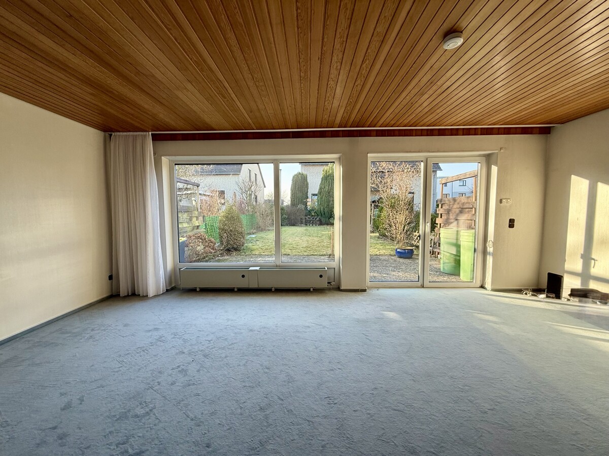 Wohnzimmer - Solides Reihenmittelhaus in ruhiger Lage von Lamme