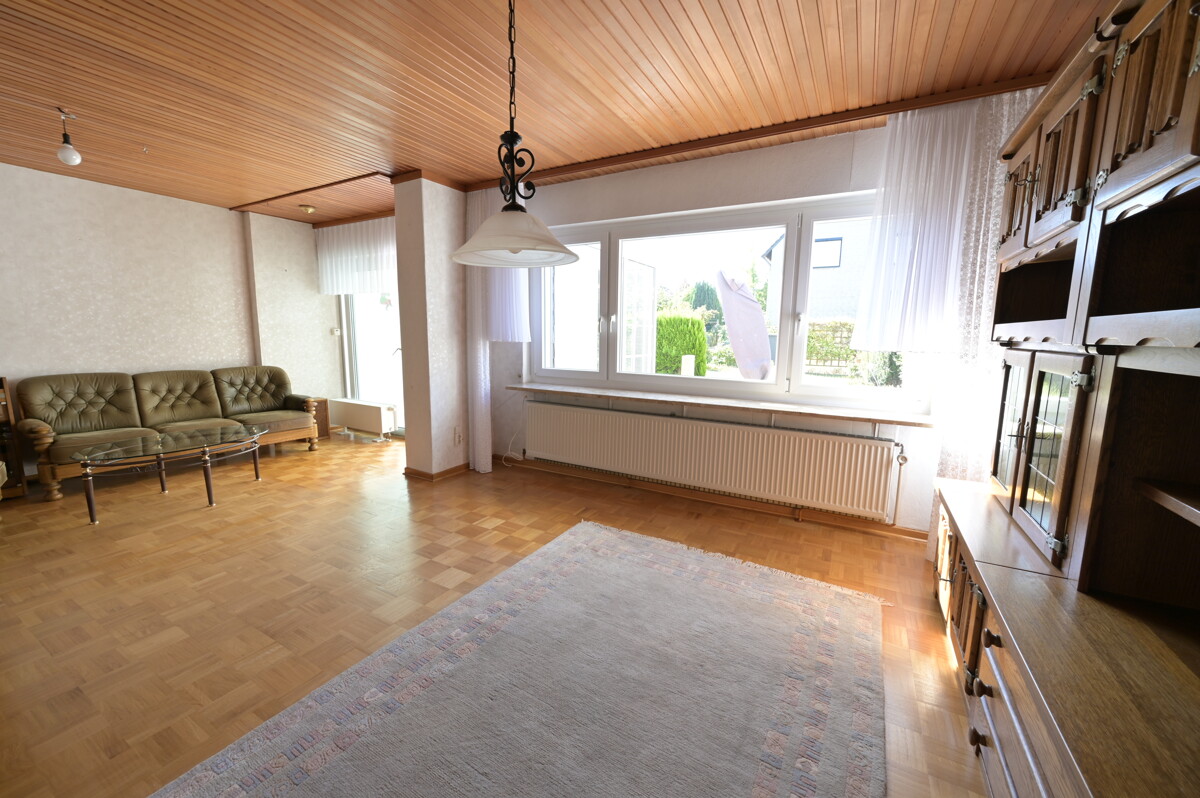 Wohnzimmer - Gepflegtes Reihenmittelhaus mit Garage und Stellplatz in ruhiger Lage von Lamme