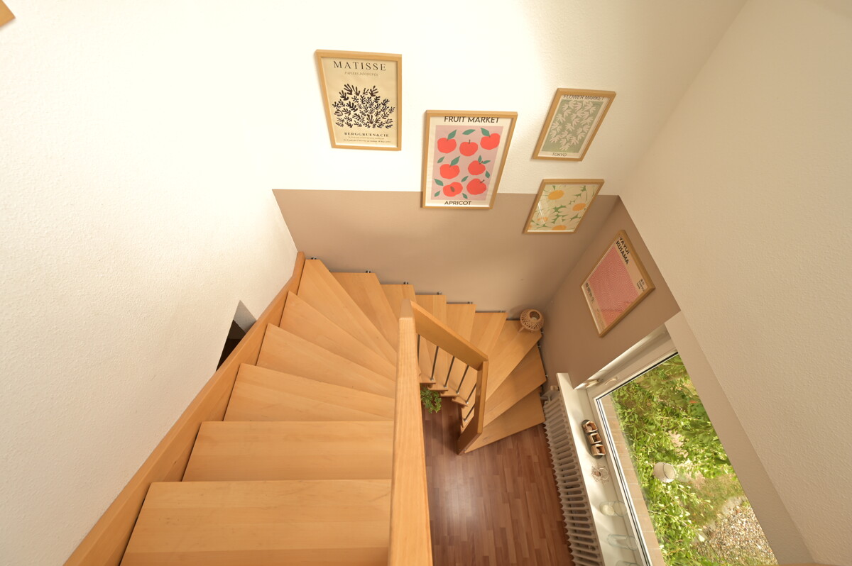 Treppe - Braunschweig – Modernisiertes Einfamilienhaus in ruhiger Wohnlage