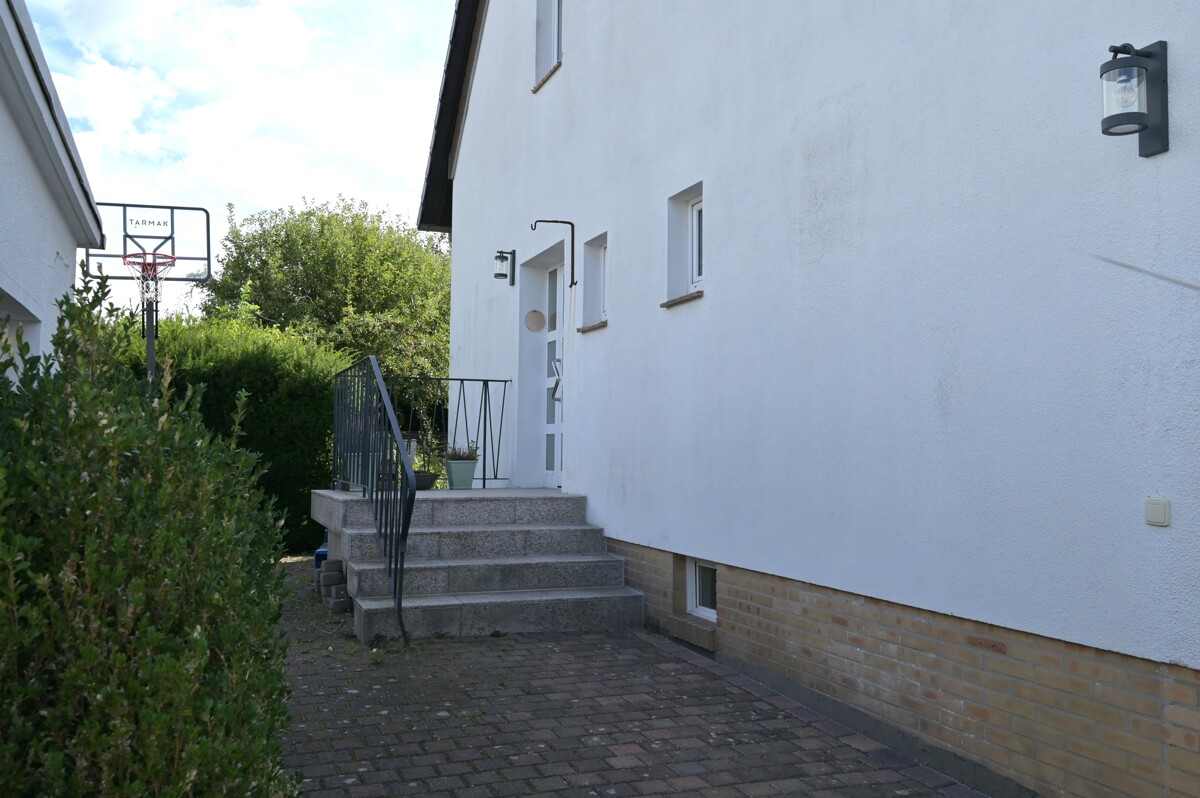 Eingangsbereich - Braunschweig – Modernisiertes Einfamilienhaus in ruhiger Wohnlage